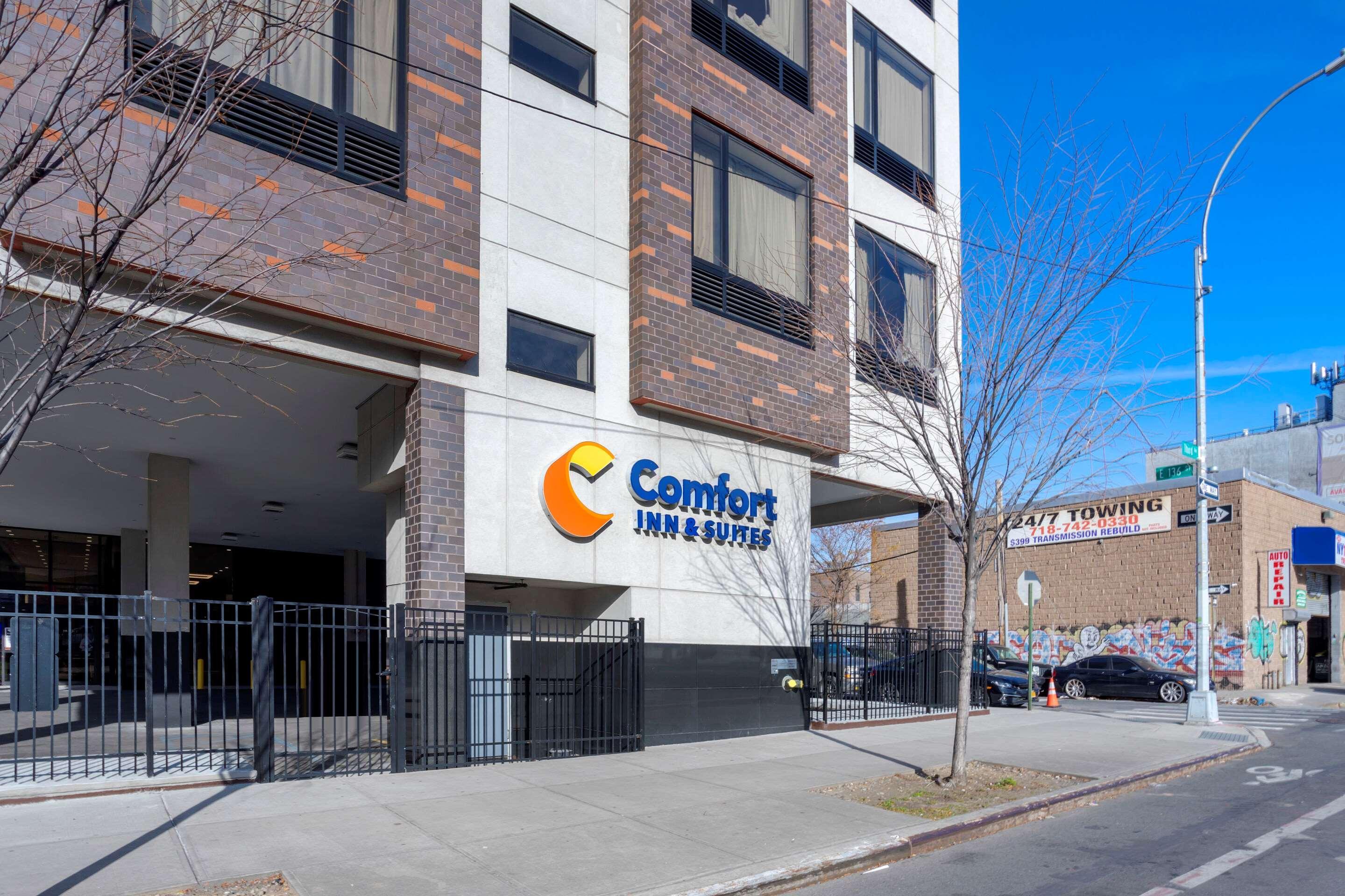 Comfort Inn & Suites Near Stadium Nova York Exterior foto